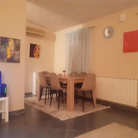 Centre Two Bedrooms Apartment Podgorica Exterior photo