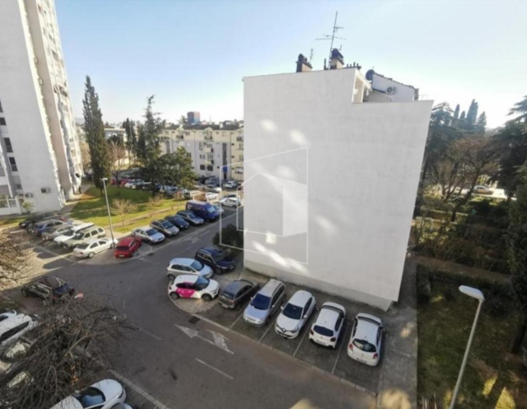 Centre Two Bedrooms Apartment Podgorica Exterior photo